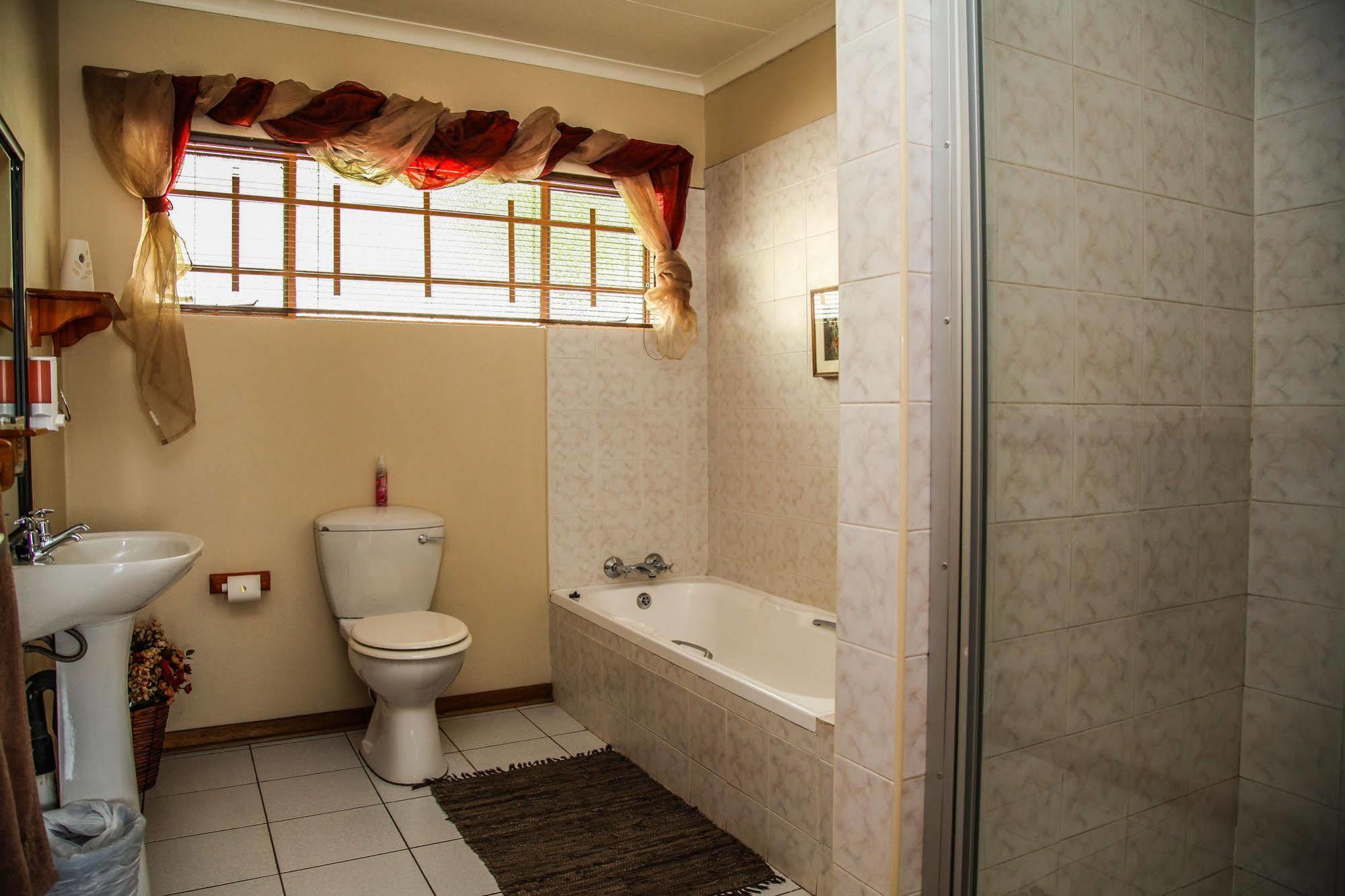 Aber Jetz Guesthouse Pongola Bagian luar foto