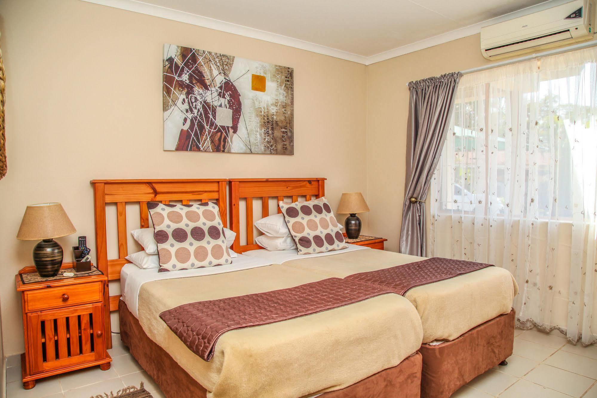 Aber Jetz Guesthouse Pongola Bagian luar foto